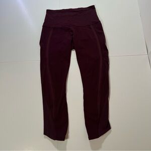 Lululemon Burgundy‎ High Rise Cropped Leggings Women’s Size 6 Yoga Athletic